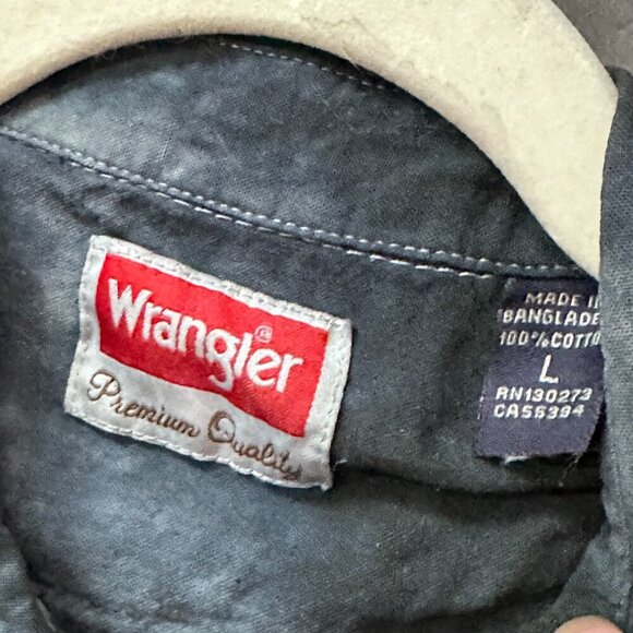 Wrangler Black Tie Dye Shirt Long Sleeve Size Large Blue Rodeo Tied Dyed Ombré - Picture 3 of 9